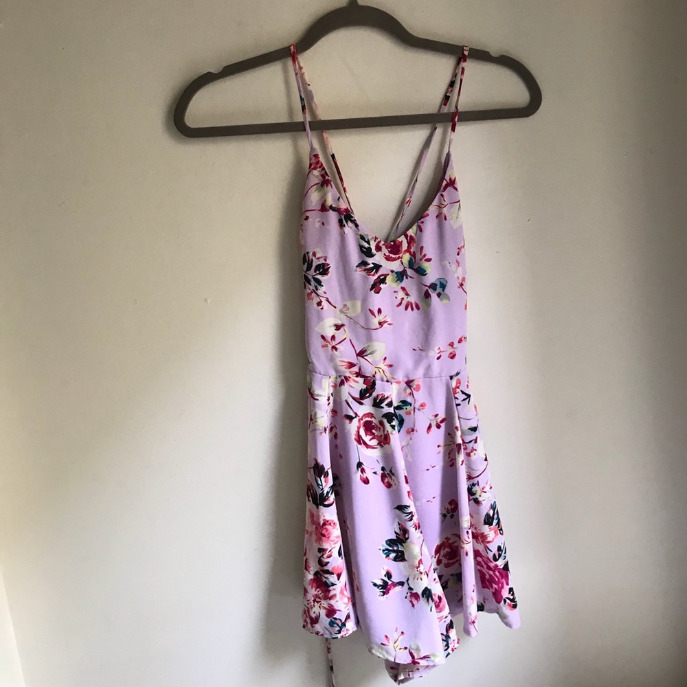 Express  xs romper floral pattern